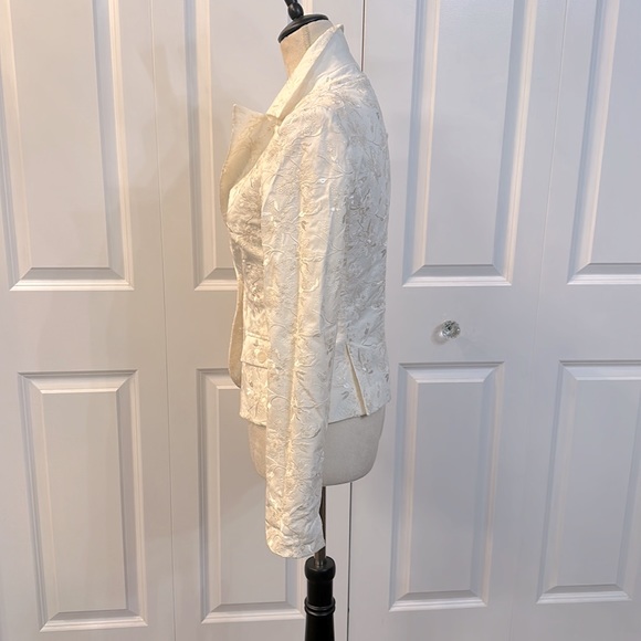 NWOT off white elegant jacket - Picture 5 of 9